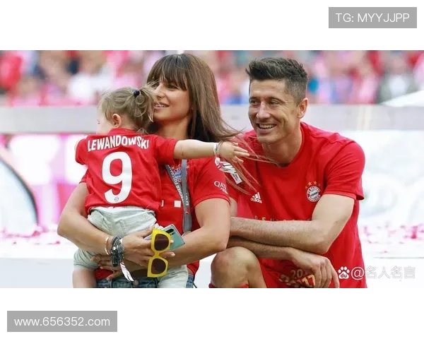 莱万坚持计划 计划4月底后做决定 莱万坚持计划 计划4月底后做决定